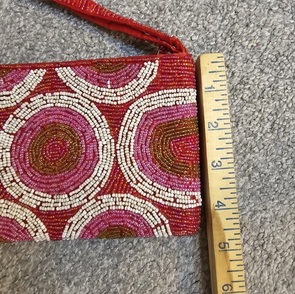 Red Pink White Beaded Wristlet Girlhoodcore Cottagecore Countryside Chic - Picture 3 of 6